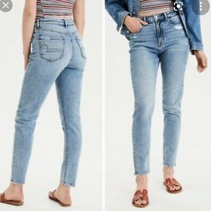 American Eagle Outfitters Mom Stretch Jeans